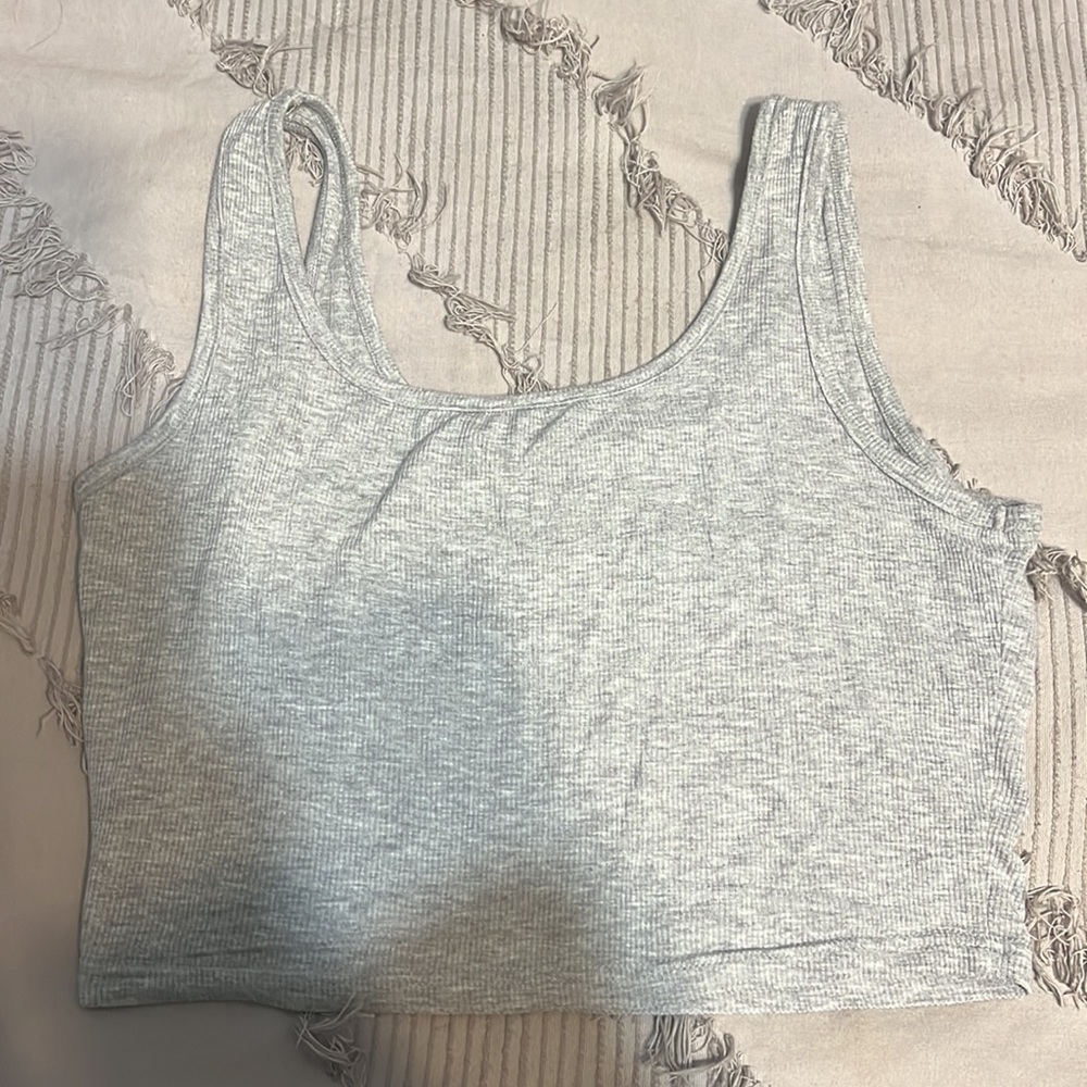 Shein Ribbed Tank - Picture 3 of 3